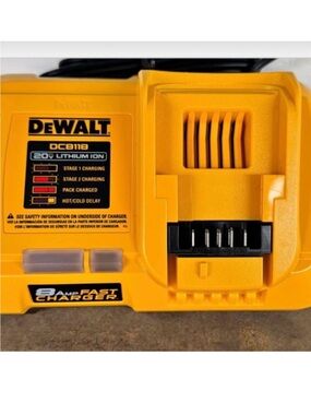 DEWALT 20V Lithium Ion 8 amps Fast Charger - Yellow